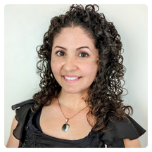 2025 Davis awardee - Vanessa Voce Strackbein